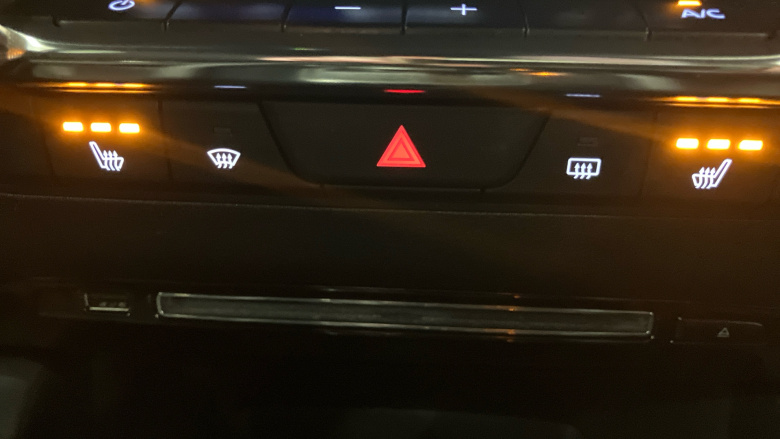 Mazda 3 2.0 Skyactiv G MHEV Sport Lux 5dr Auto Petrol Hatchback